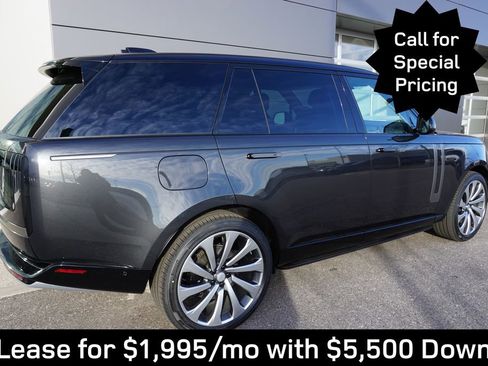 New 2025 Land Rover Range Rover Long Wheelbase SE image 4