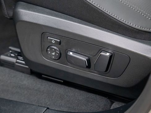 New 2025 BMW X3 xDrive30i w/ Premium Package image 16