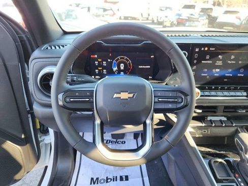 New 2024 Chevrolet Colorado LT w/ LT Convenience Package II RWD image 12