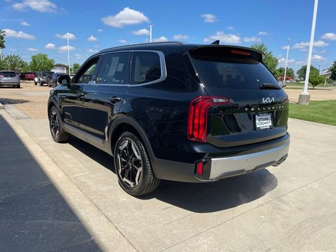 Used 2023 Kia Telluride S AWD/4WD image 7