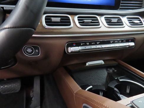 Used 2024 Mercedes-Benz GLE 350 4MATIC image 58