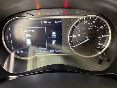 Used 2019 Nissan Kicks SR w/ SR Premium Package image 25