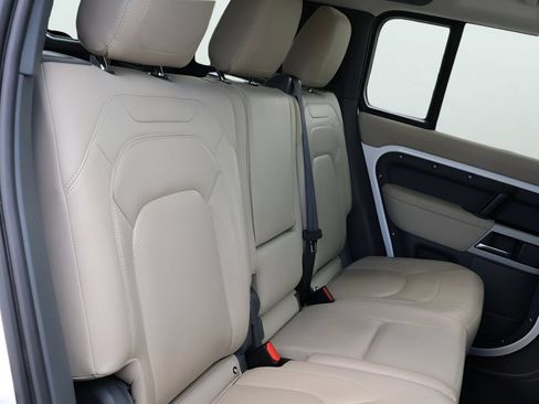 Used 2024 Land Rover Defender 110 S AWD/4WD image 12