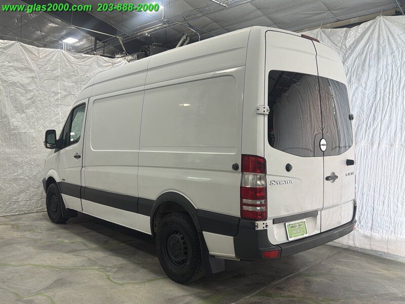 Used 2012 Freightliner Sprinter 2500 RWD image 7