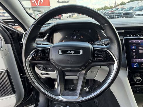 Used 2021 Jeep Grand Cherokee L Overland w/ Luxury Tech Group IV AWD/4WD image 15