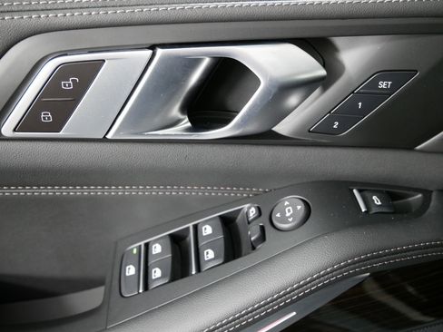 Used 2024 BMW X5 xDrive50e w/ Parking Assistance Package image 26