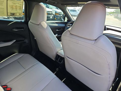 Used 2020 Lexus UX 200 w/ Accessory Package 2 FWD image 22
