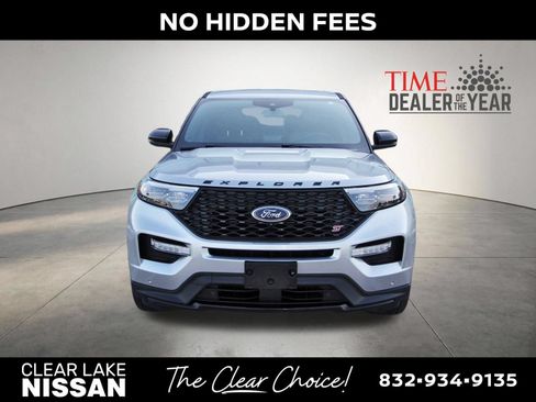 Used 2021 Ford Explorer ST w/ Equipment Group 401A AWD/4WD image 2