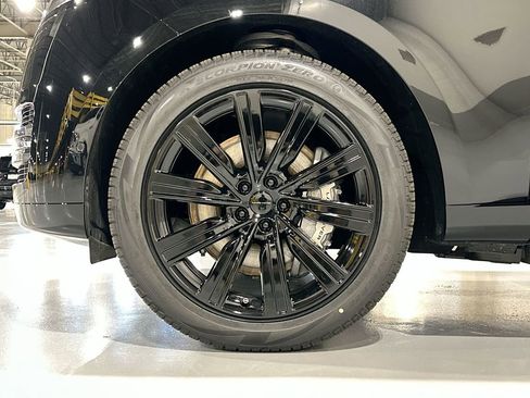 New 2026 Land Rover Range Rover SE AWD/4WD image 5