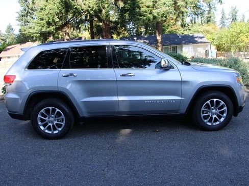 Used 2015 Jeep Grand Cherokee Limited image 13
