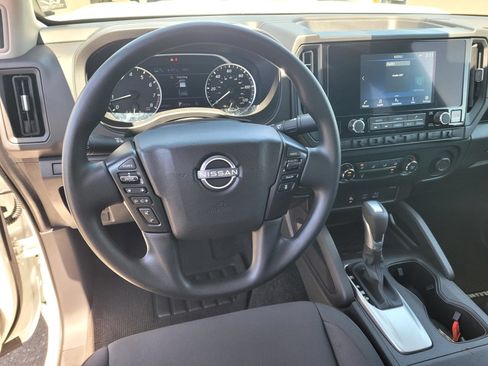 Used 2026 Nissan Frontier S RWD image 17