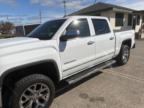 Used 2014 GMC Sierra 1500 SLT w/ SLT Crew Cab Value Package image 4