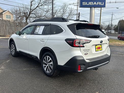 Used 2021 Subaru Outback Premium image 5