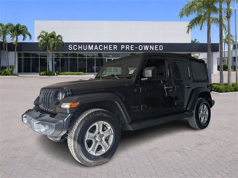 Used 2022 Jeep Wrangler Unlimited Sport image 4