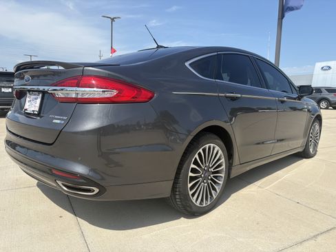Used 2018 Ford Fusion Titanium AWD/4WD image 3