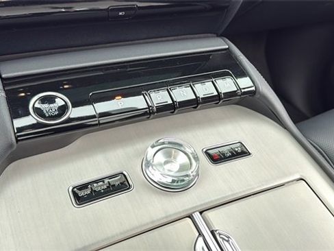 New 2025 Lincoln Navigator L Reserve w/ Jet Appearance Package image 27