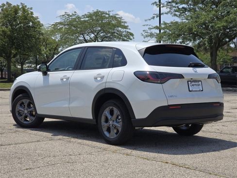 New 2026 Honda HR-V LX image 16