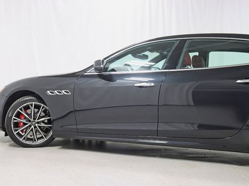 Used 2021 Maserati Quattroporte S Q4 AWD/4WD image 11