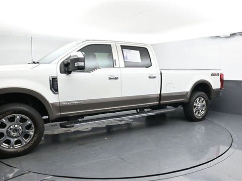 Used 2022 Ford F350 King Ranch w/ Chrome Package image 9