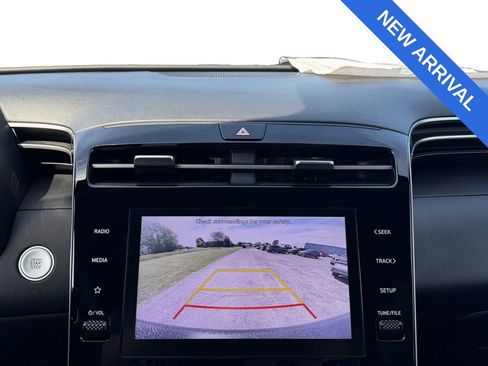 Used 2023 Hyundai Santa Cruz SEL AWD/4WD image 19