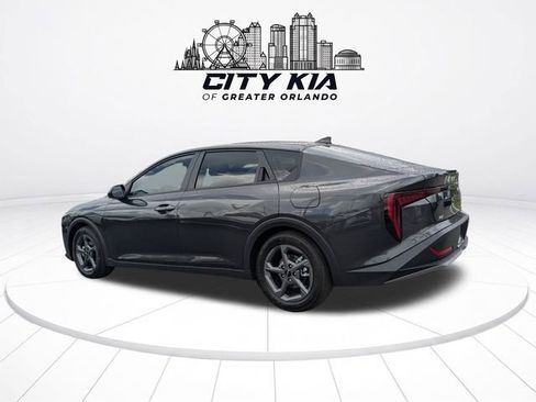 New 2026 Kia K4 FWD image 5