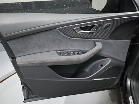 Used 2025 Audi RS Q8 performance image 11