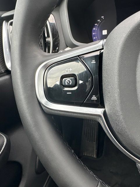 Used 2024 Volvo S60 B5 Plus AWD/4WD image 14