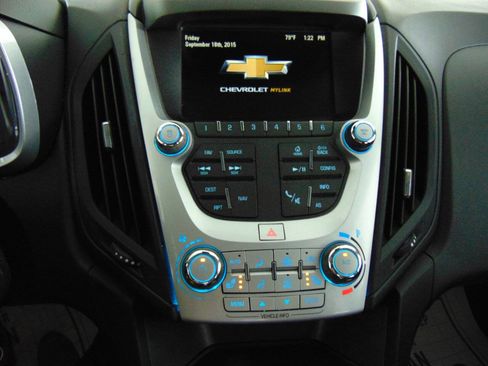 Used 2017 Chevrolet Equinox LT w/ Convenience Package FWD image 13