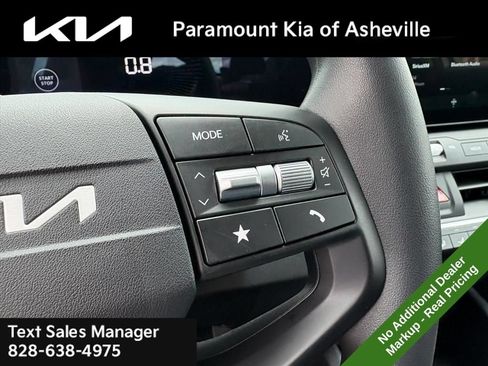 New 2026 Kia K4 FWD image 13