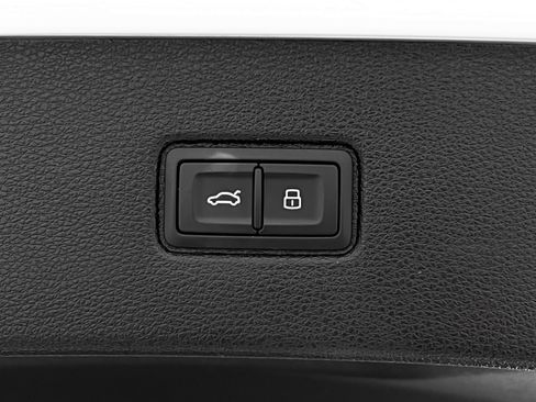 Used 2024 Audi Q7 2.0T Premium Plus image 32