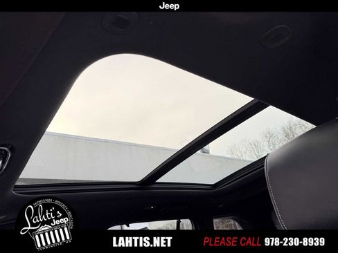 Certified 2023 Jeep Grand Cherokee Overland w/ Adv Protech Group III image 40