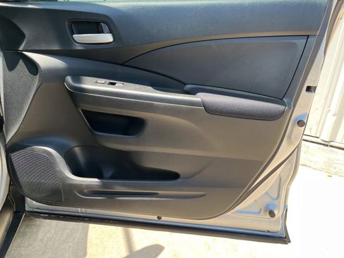 Used 2016 Honda CR-V SE image 17