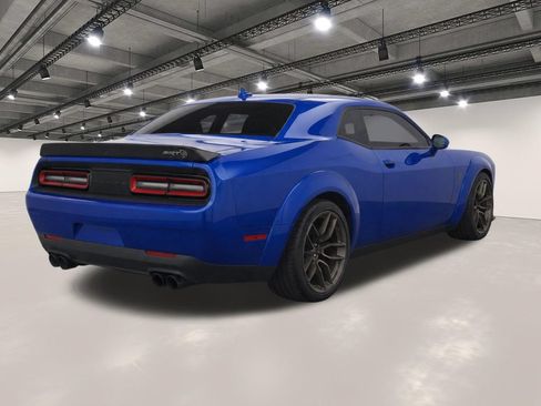 Used 2022 Dodge Challenger SRT Hellcat RWD image 6
