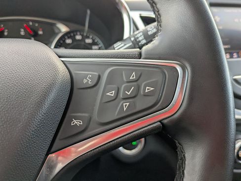 Used 2024 Chevrolet Equinox LT w/ LPO, Floor Liner Package image 17