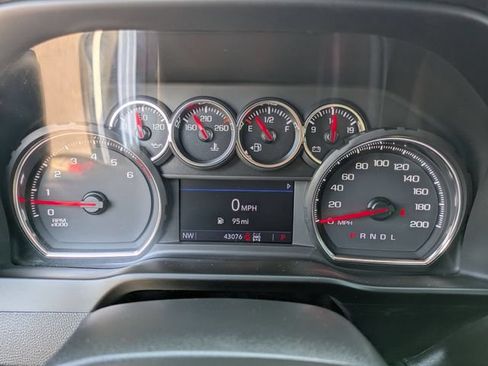 Used 2023 Chevrolet Silverado 2500 LT w/ Convenience Package AWD/4WD image 12