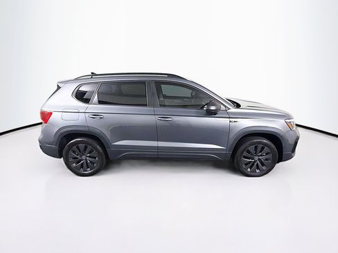 Used 2024 Volkswagen Taos S w/ MDO Package FWD image 10