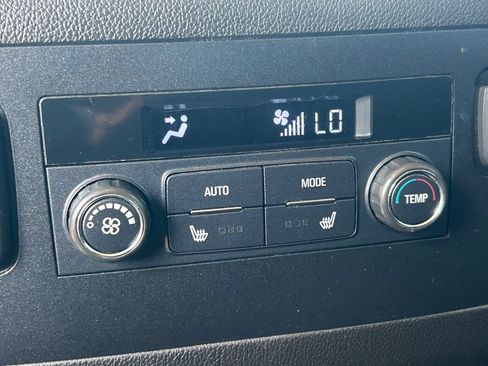 Used 2017 GMC Yukon Denali RWD image 25