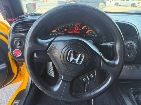 Used 2005 Honda S2000 image 4
