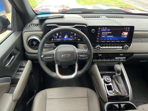 Used 2025 Chevrolet Colorado ZR2 image 20