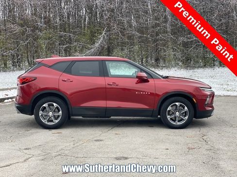 Used 2023 Chevrolet Blazer LT image 8