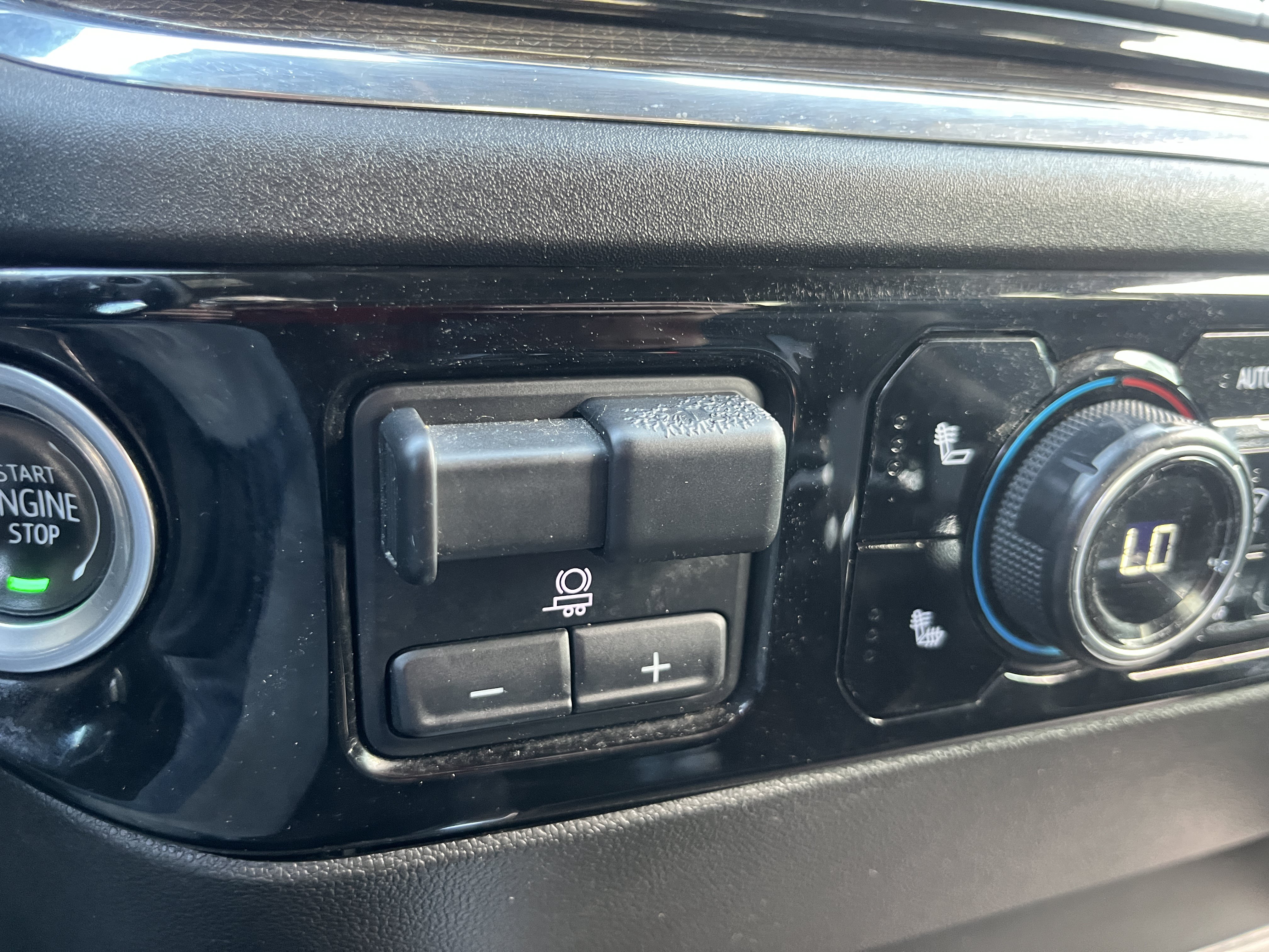 Used 2023 Chevrolet Silverado 1500 RST AWD/4WD image 28