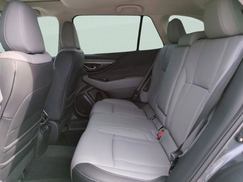 Used 2025 Subaru Outback Limited w/ Popular Package #2 image 13