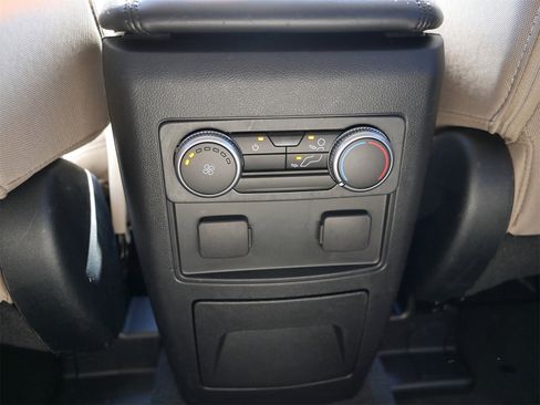 Used 2022 Ford Explorer 4WD image 20