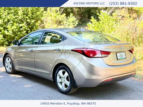 Used 2013 Hyundai Elantra GLS w/ Preferred Pkg FWD image 3
