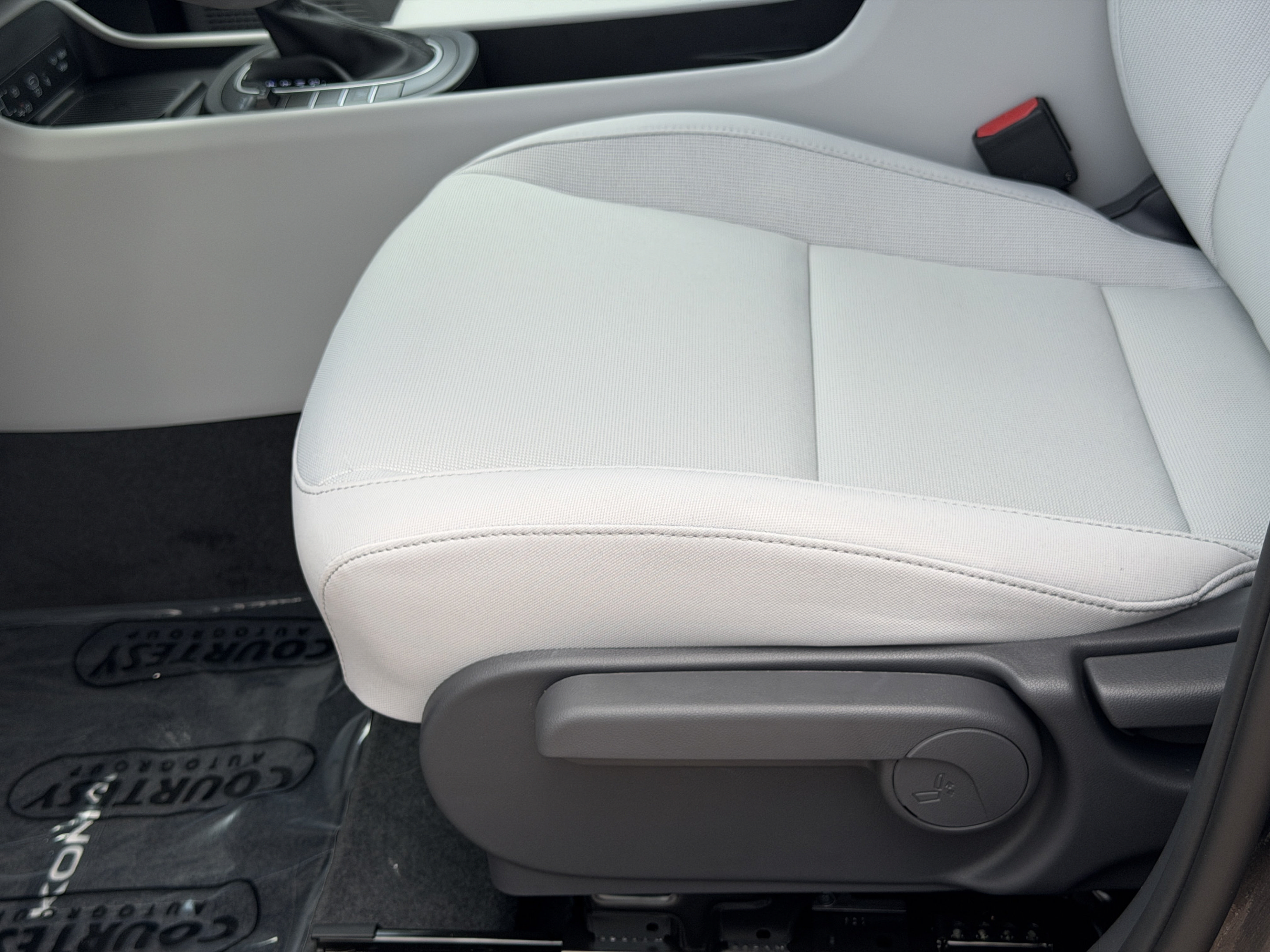 New 2027 Hyundai Kona SEL Sport FWD image 19