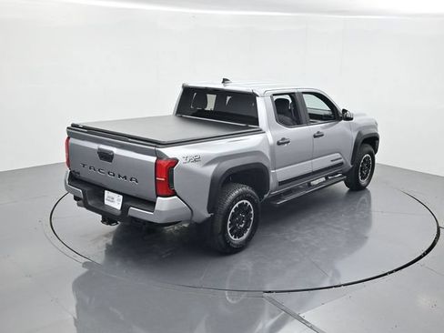 Used 2024 Toyota Tacoma TRD Off-Road AWD/4WD image 38