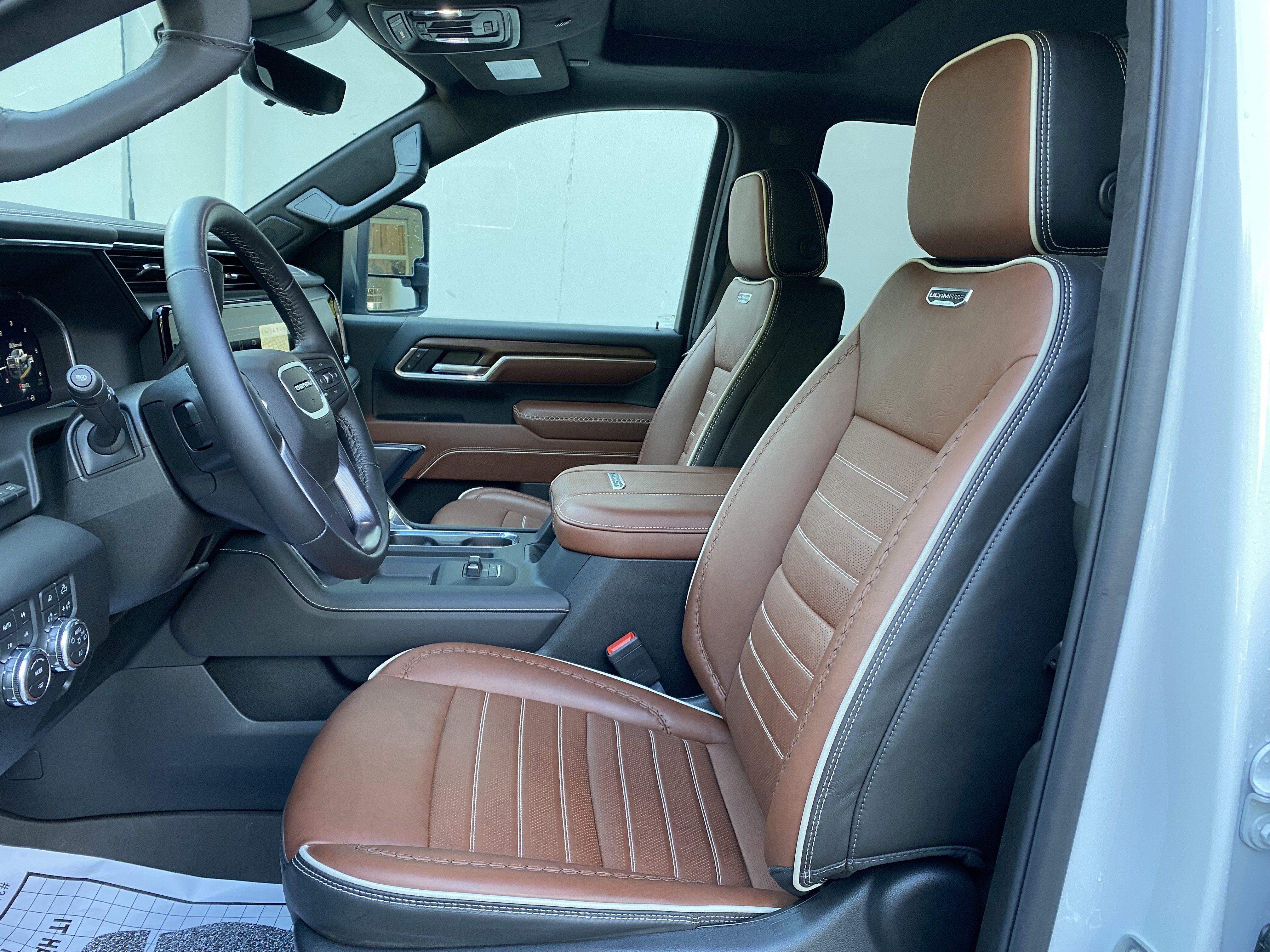 Used 2026 GMC Sierra 2500 Denali Ultimate AWD/4WD image 17