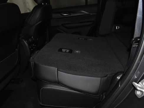 New 2025 Jeep Grand Cherokee Altitude image 30