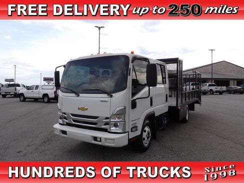 Used 2024 Chevrolet Low Cab Forward 4500HD RWD image 1