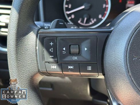 Used 2023 Nissan Rogue S AWD/4WD image 20